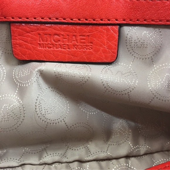 Michael Kors crossbody bag - Picture 3 of 6